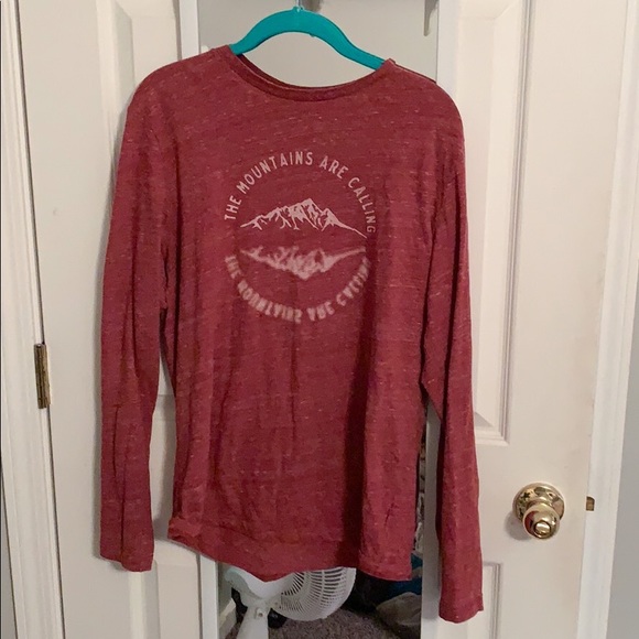 Old-Navy Long Sleeve Graphic Tee - Picture 1 of 4